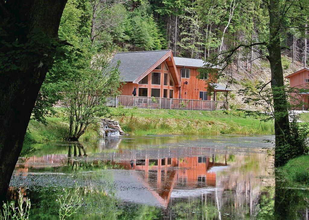 Penvale Lakes Lodges Llangollen Eksteriør bilde